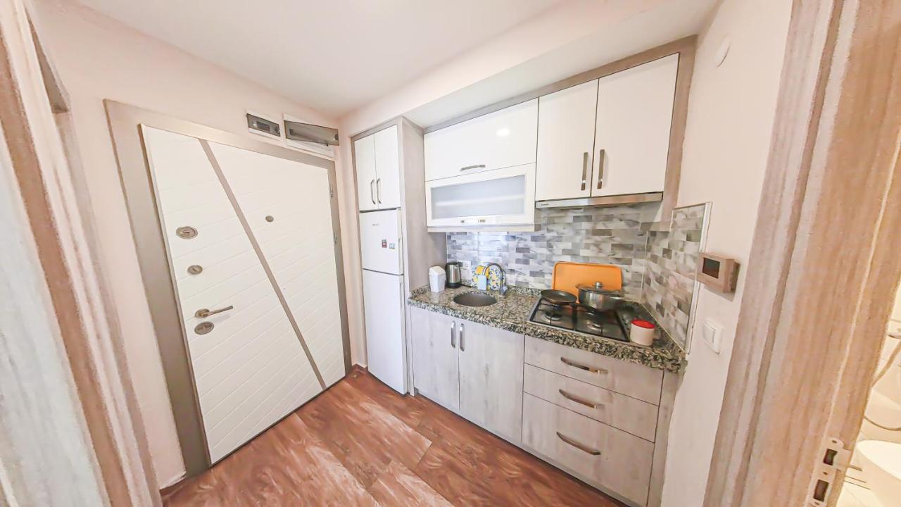 Cozy Flat Close To Konyaalti Beach '6' Анталия Екстериор снимка
